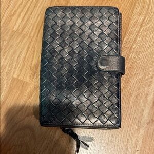 Authentic Bottega Veneta Intrecciato Lambskin Wallet Italy